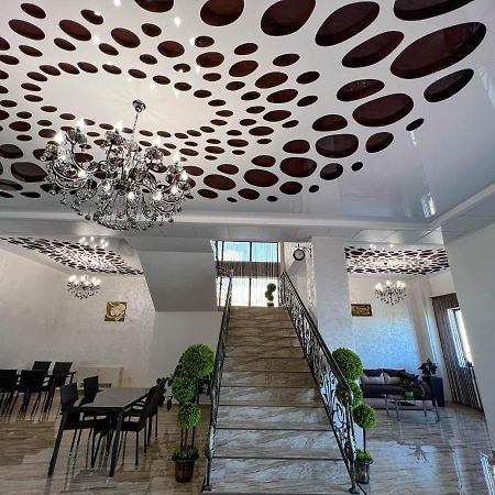 Motel Infinit Тыргу-Жиу Экстерьер фото