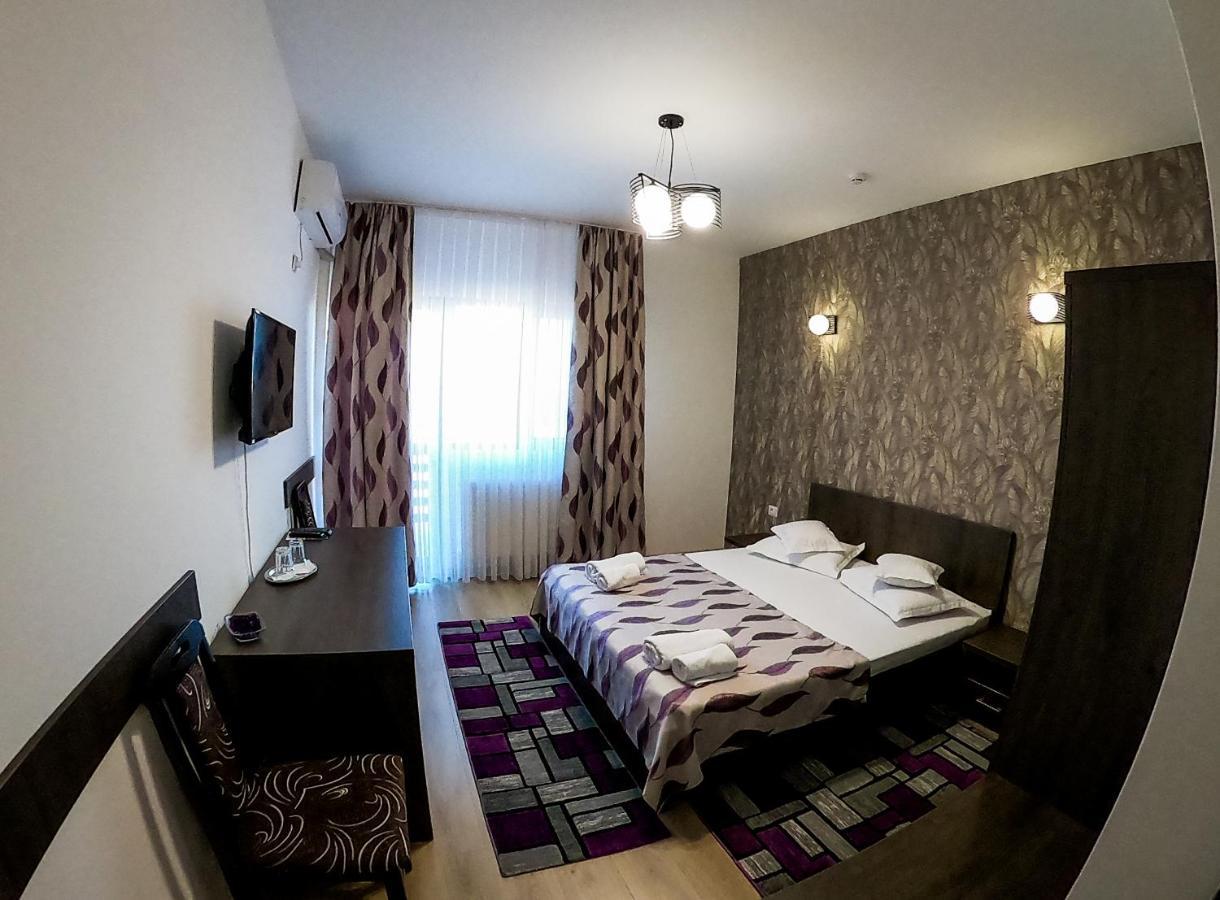Motel Infinit Тыргу-Жиу Экстерьер фото
